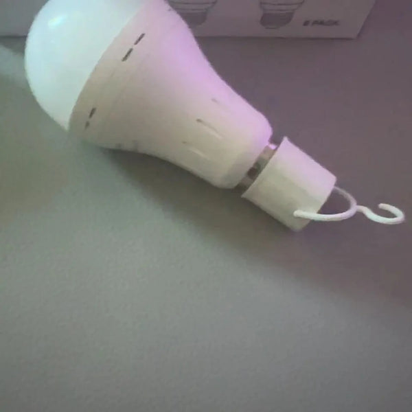 Foco LED recargable A21 E26 con gancho portátil