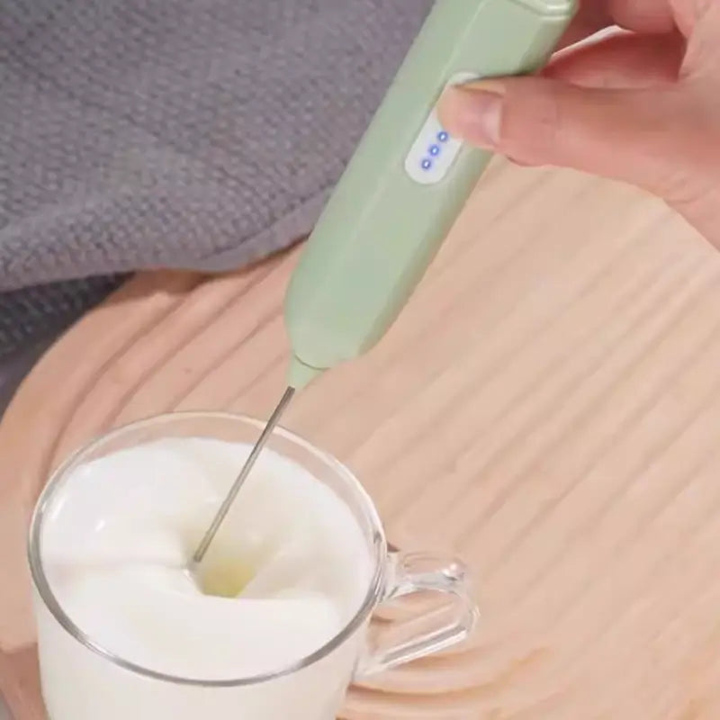 Espumador de Leche Recargable, Batidor de Mano con 3 Velocidades, Mezclador de Café Eléctrico, Batidor de Acero Inoxidable Desmontable para Latte, Capuchino, Matcha y Huevo