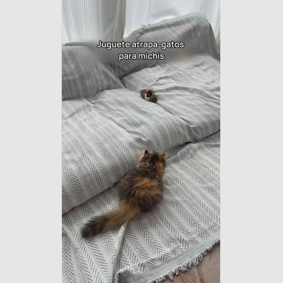 Juguete Interactivo para Gato Pájaro Realista que Aletea, Juguete para Patear con Sonido Chirriante, Recargable y Activado por Tacto