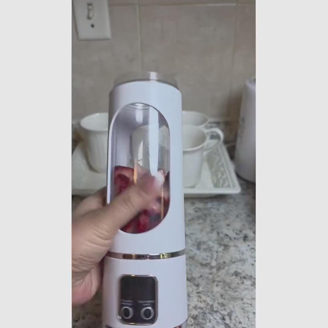 Licuadora portátil recargable USB para smoothies, jugos y papillas, con diseño hermético y uso práctico en gimnasio, oficina, viajes y diario
