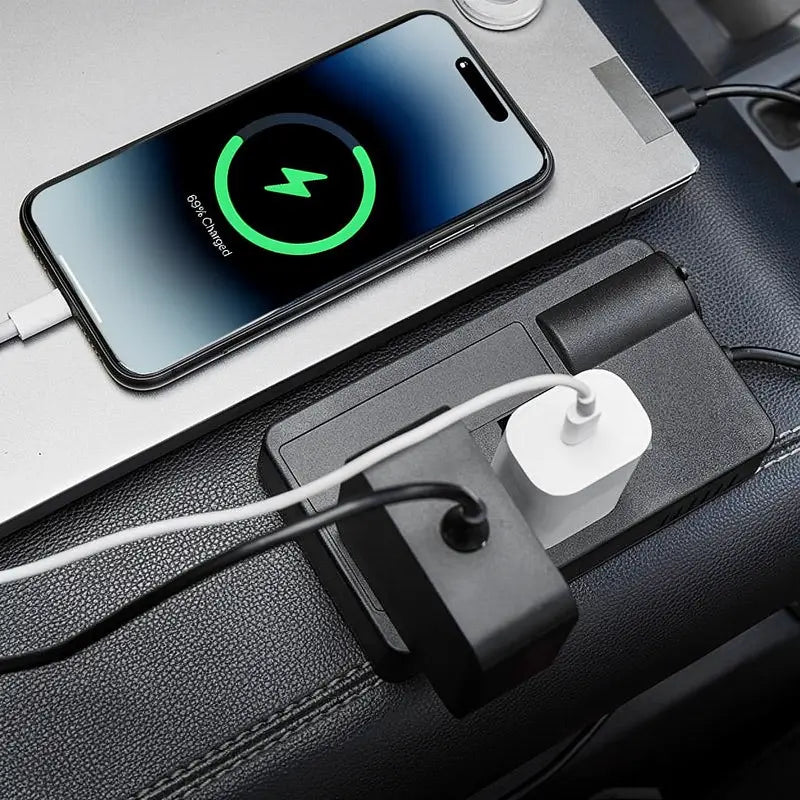 Inversor de Corriente para Auto y Camión 12V-24V a 220V con Chip Inteligente y Carga Rápida QC3.0 para Laptops, Tablets y Celulares, Incluye Puertos USB y Adaptador Carplay Inalámbrico