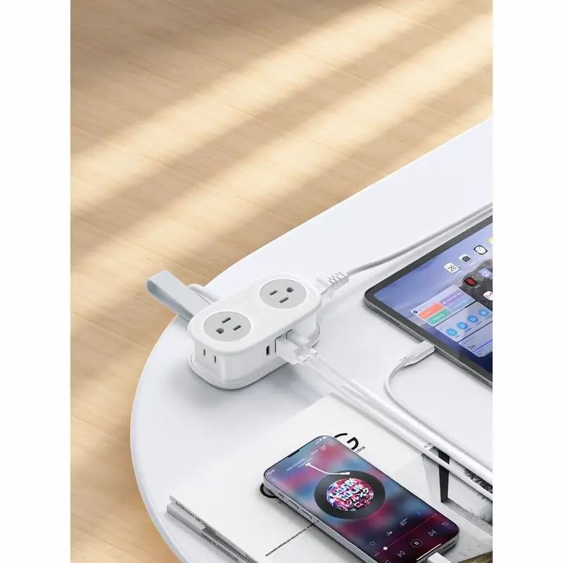 Multicontacto de Viaje con 4 Tomas y 3 Puertos USB (1 USB-C), Extensión Corta de 1.2m, Compacto para Hotel y Aprobado para Cruceros