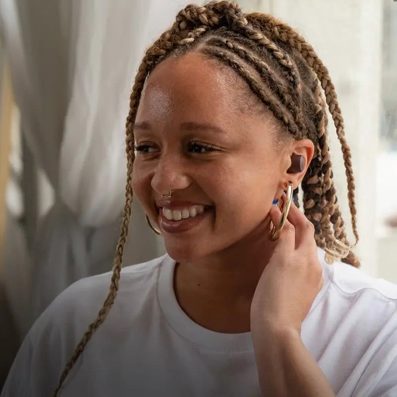 Audífonos Bluetooth In-Ear Completamente Inalámbricos con más de 35 Horas de Batería, Ecualizador Personalizable, Carga Rápida y Controles Táctiles